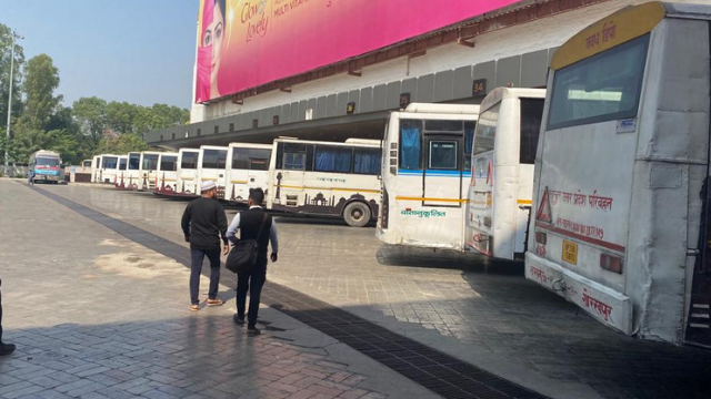 200+ buses for these 10 places will run from Lucknow till November 11, timings of 19 places continue