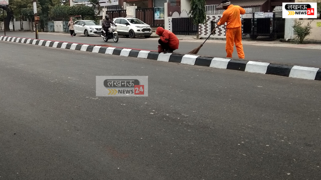 Good news: Painting work on road divider started in Indranagar, pit liberation campaign started again on Shaheed Path