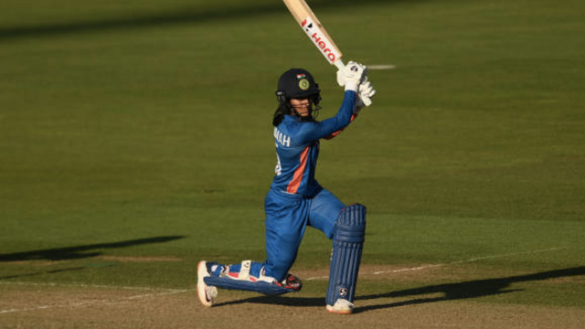 Video: Smriti Mandhana hit a stormy 61 runs off 32 balls, created history, IND made 164/5